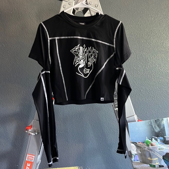 Swixxz Tops - Cutout sleeve long sleeve